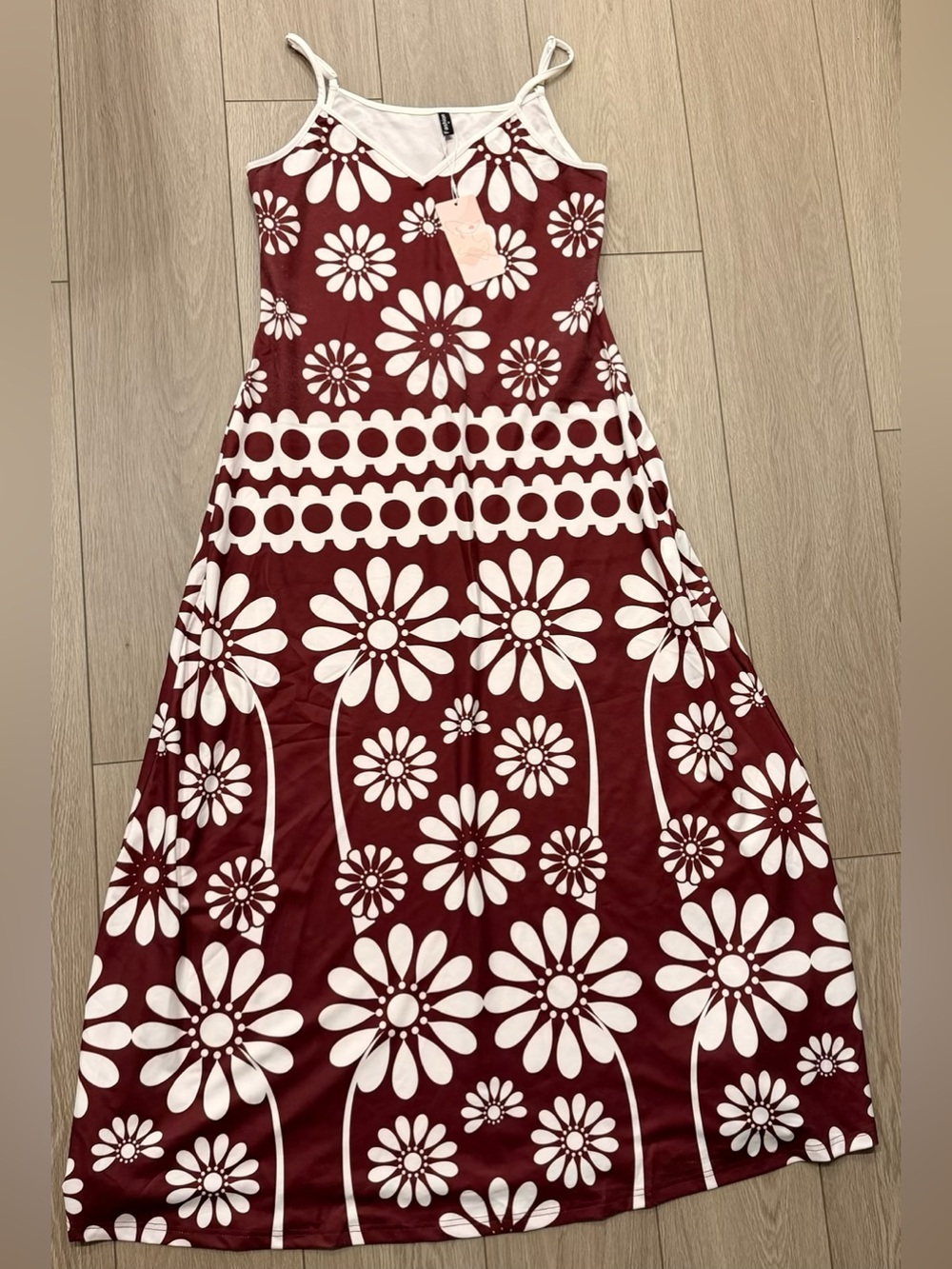 Nwt- women’s size medium - Floral Maxi Dress - White